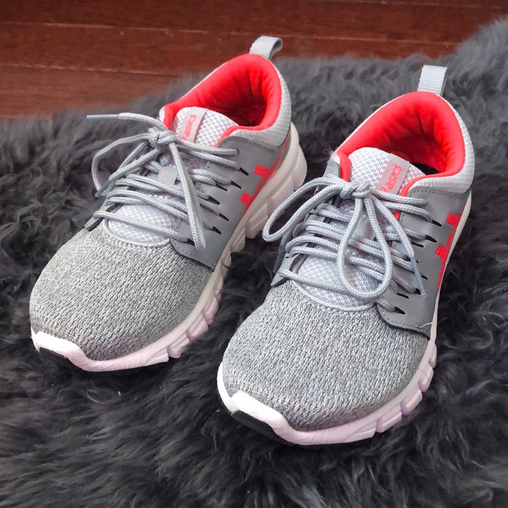 Women's Asics Gel Quantum 90 SG Running Sneakers